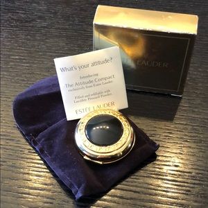 Estée Lauder Compact